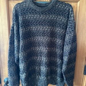 Men's Black and Gray Sweater